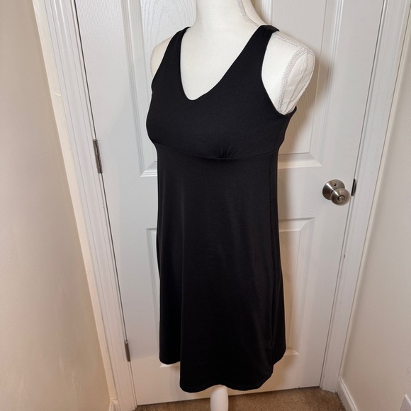 Patagonia Athletic Dress - Picture 5 of 11